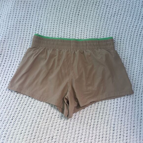 Fabletics Breathe Run Shorts 3'' Tan Green Mid-Rise Running Athletic Training M - Picture 1 of 5